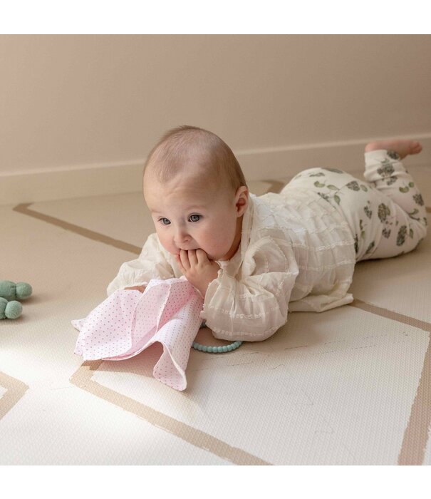 JUTTER & Co. JUTTER & Co. - Ready to Play  Speelpakket - Pikler Baby Mandje