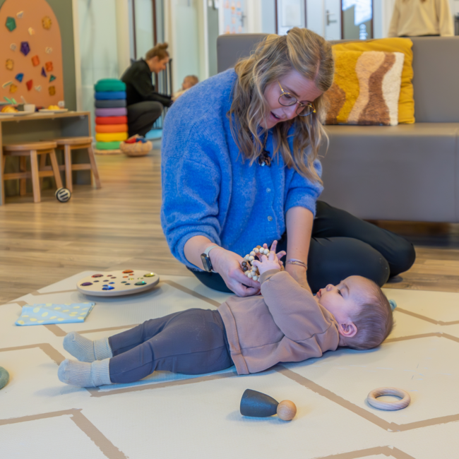 JUTTER & Co. || Ready to Play Speelpakket - Baby Rug- / Buikligger