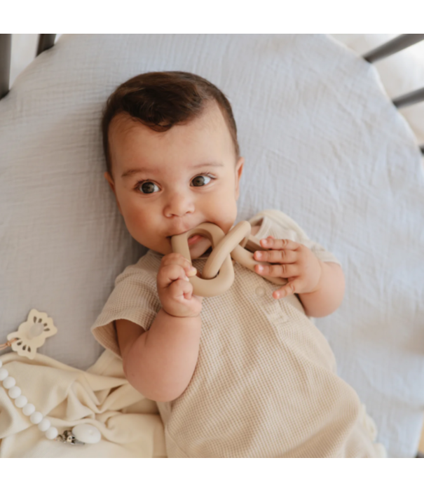 JUTTER & Co. JUTTER & Co. || Ready to Play Speelpakket - Baby Tijgeraar- Kruiper & Zitter