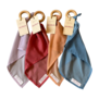 Little Botanic Label - Playcycle Sensorische Speeldoek met Houten Ring – Assorti één stuk (30 cm)
