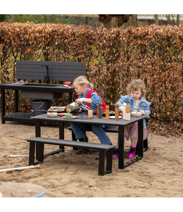 Kids By Design Kids By Design - Buiten Tafel & Bankjes (3-delig)