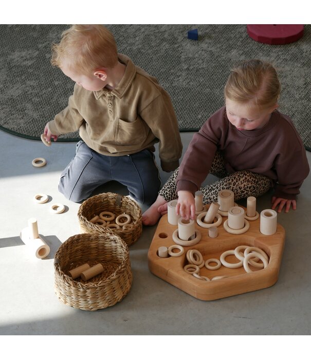 JUTTER & Co. JUTTER & Co. || Ready to Play Speelpakket -  Speeleiland  Insteek- en Verzamelspel Set
