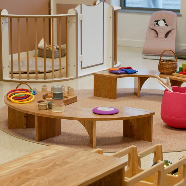 Kids By Design - Toyshelf Halfrond