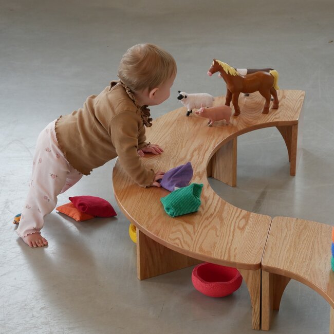 Kids By Design - Toyshelf Halfrond