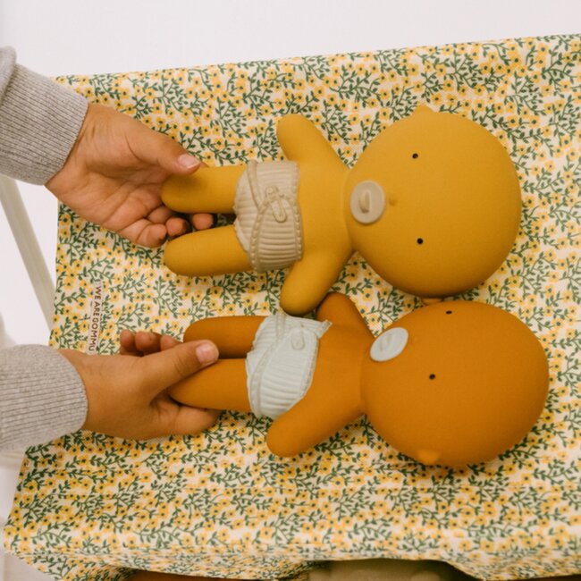 WE ARE GOMMU - Mini Baby Bloomer - Almond