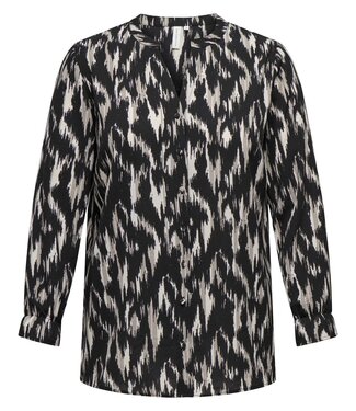 ONLY CARMAKOMA Blouse LUX LIFE CARKOMA BLACK IKAT ONLY CARMAKOMA Blouse LUX LIFE CARKOMA BLACK IKAT