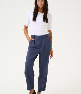 KAFFE Broek MERLE PANTS SUITING KAFFE BLUE INDIGO MELA