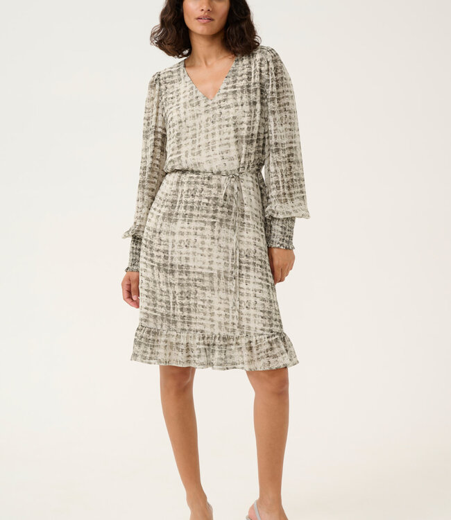 KAFFE Kleed TRINIKE KAFFE GREY TEX