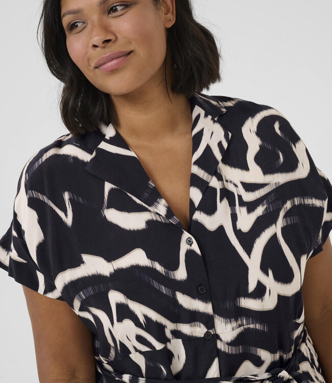 KAFFE CURVE Kleedje MAREN KAFFE CURVE BLACK 107701