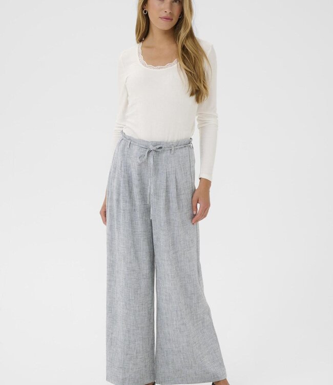 KAFFE Broek DERBYA KAFFE LIGHT GREY PINSTRIPE 107417