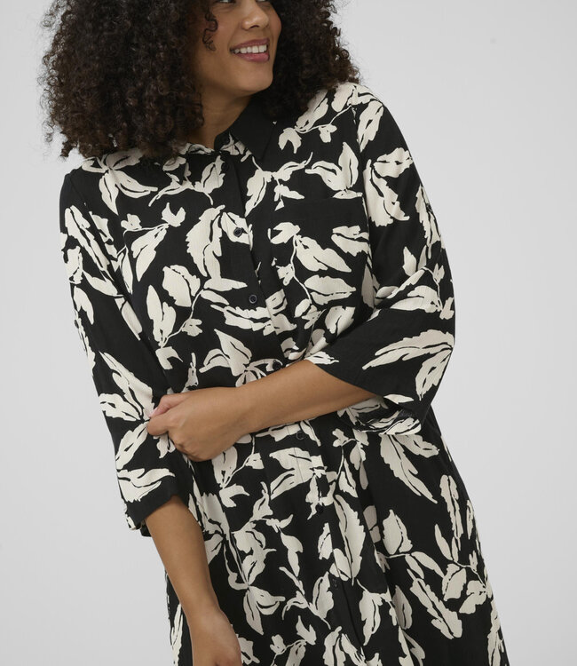 KAFFE CURVE Kleed HILDA AMI KAFFE CURVE BLACK 109244