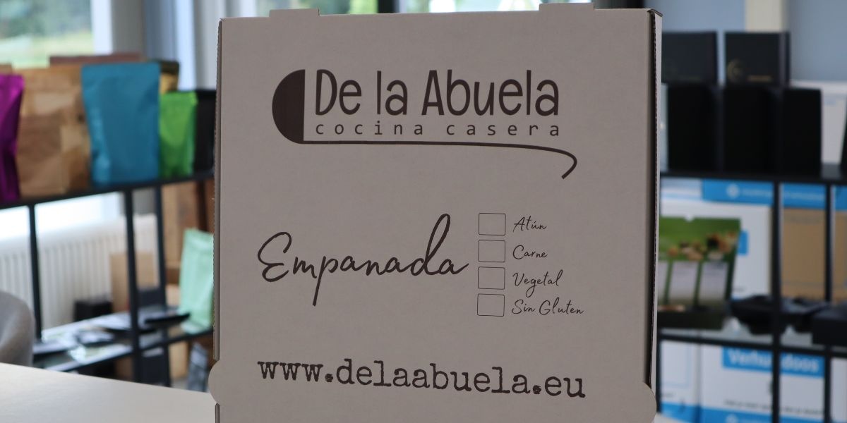 Pizzadoos met menu opdruk