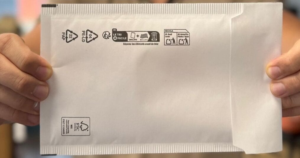 Onze luchtkussen enveloppen zijn nu klaar voor verzending binnen de hele EU (inclusief Frankrijk en Spanje)