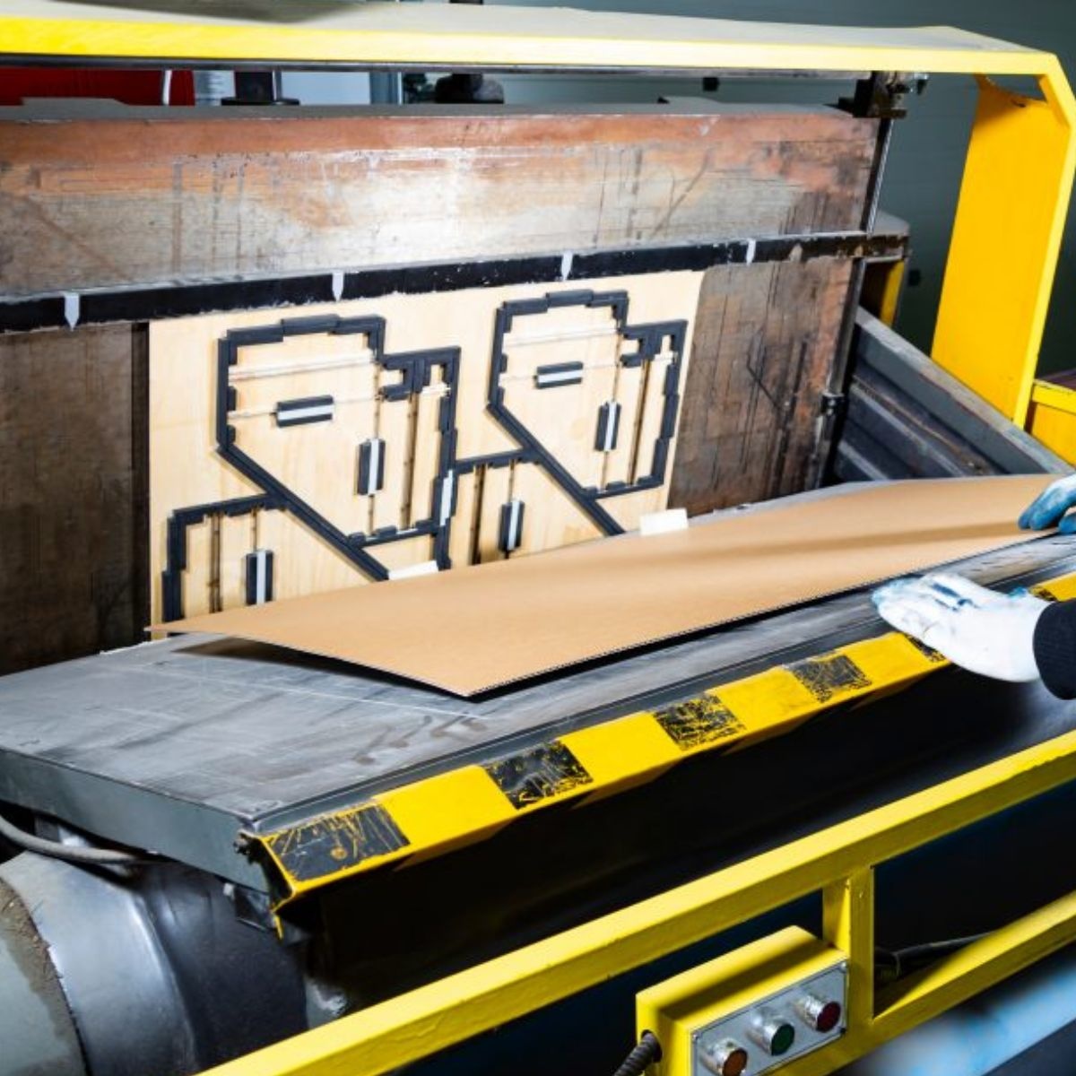 Productie van dozen op maat