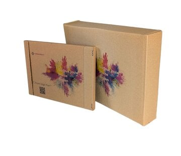 Bedrukte platte verzenddoos met plakstrips - 350 x 250 x 20 mm - Per bundel met 100 dozen
