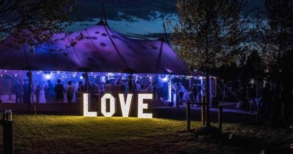 LED Gloeilampen gebruikt voor lichtletters