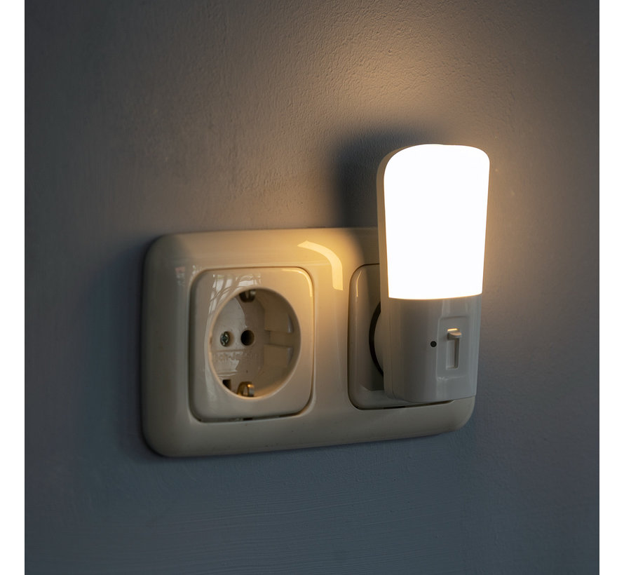 LED Nachtlampje Stopcontact 2 stuks volledig dimbaar - Voorzien van lichtsensor - Warm wit licht