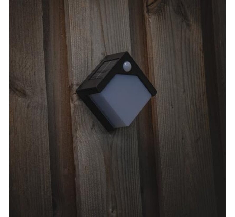 Solar buitenlamp - muurlamp - Pretoria - 2700K IP44 - sensor - Zwart