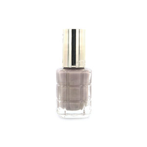 Color Riche Nagellak - 664 Greige Amoureux