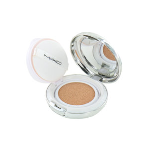 Quick Finish Cushion Compact Lightful C + Coral Grass - Extra Light Rose (SPF 50)