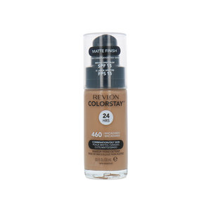 Colorstay Matte Finish Fond de teint - 460 Macadamia (La peau grasse)