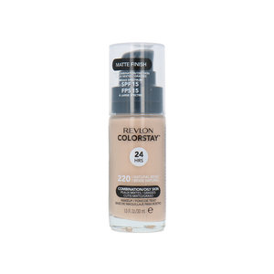 Colorstay Matte Finish Fond de teint - 220 Natural Beige (La peau grasse)