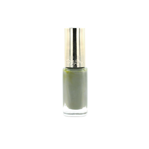 L'Oréal Color Riche Nagellack - 605 Rive Gauche Green