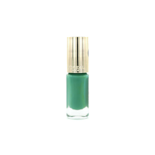 L'Oréal Color Riche Nagellack - 196 Feather Green