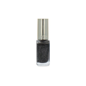 L'Oréal Color Riche Nagellack - 840 Black Diamond Color Riche Nagellack - 840 Black Diamond