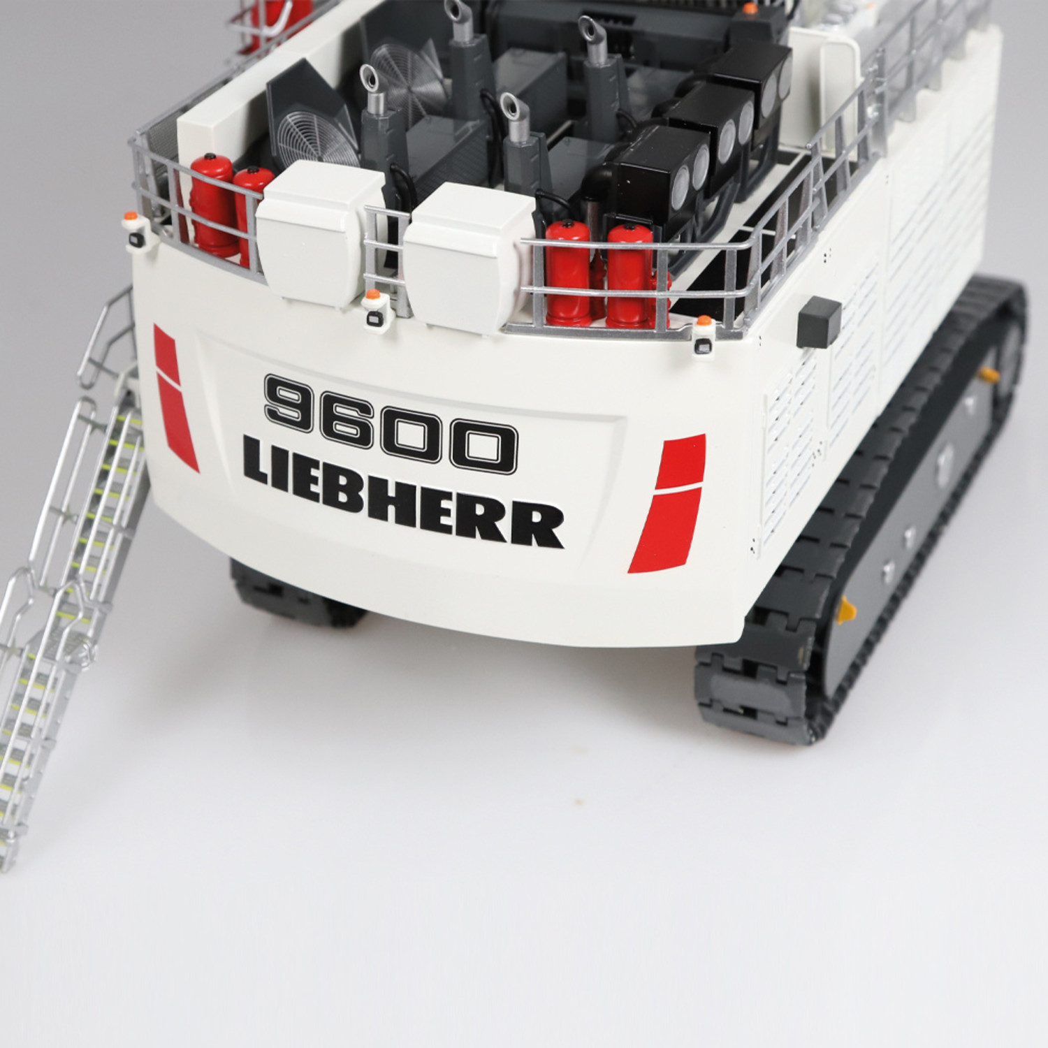 Liebherr R9600 -