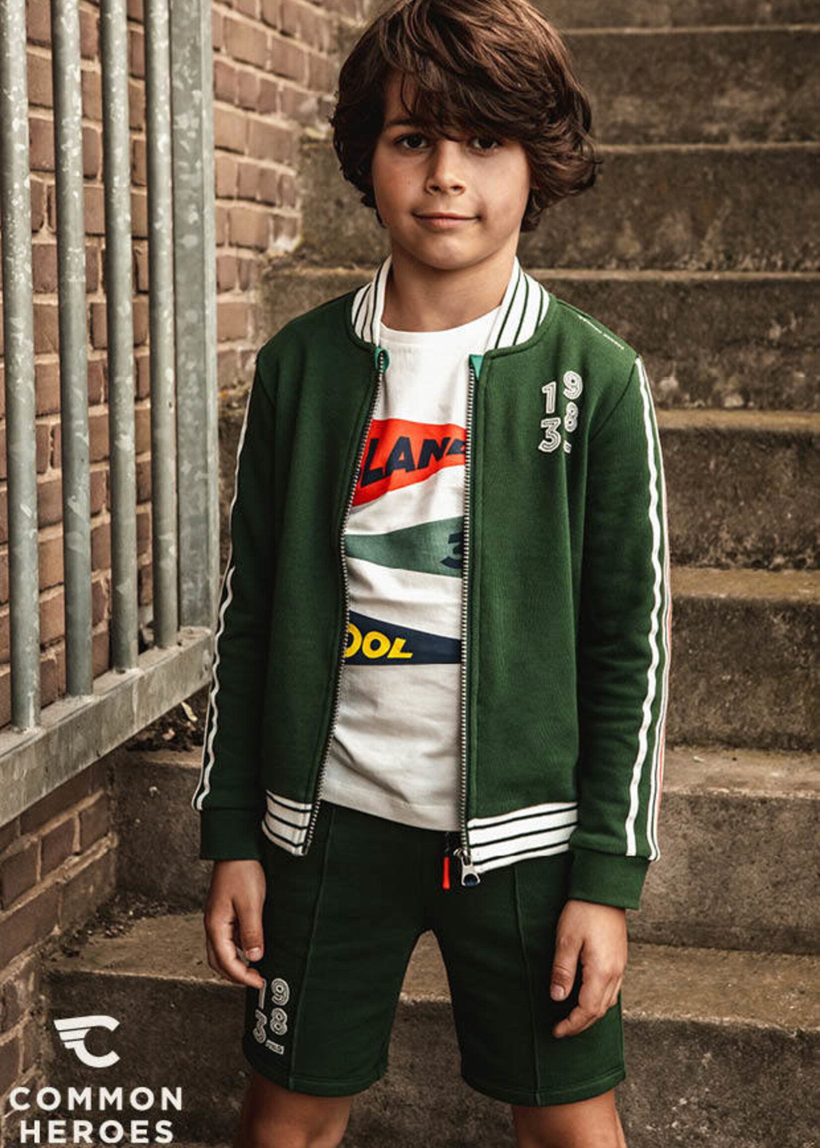 Common Heroes Island cool t-shirt