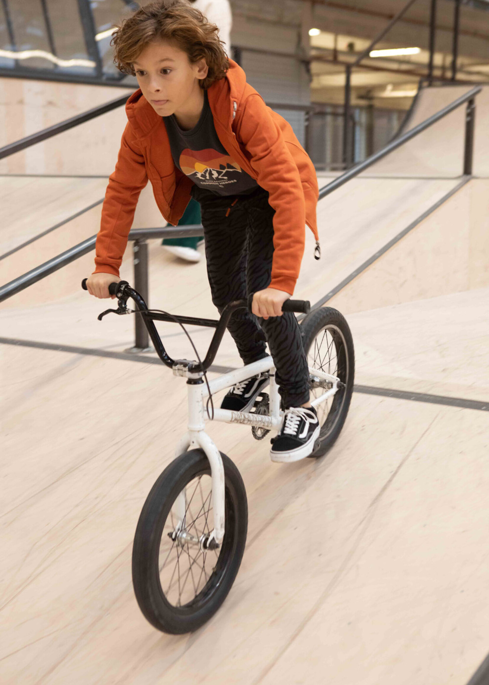 Common Heroes T-shirt l.m. antraciet Mountain