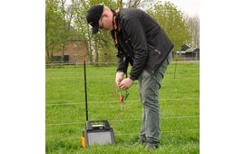 Produktbild von Gallagher Weidezaungerät M120 (230V) – 7.000 Volt, 1,2 Joule, Für Pferde, Rinder, Hunde & Mehr