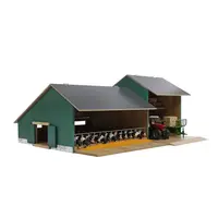 Kids Globe Viehstall mit Holzscheune 1:32