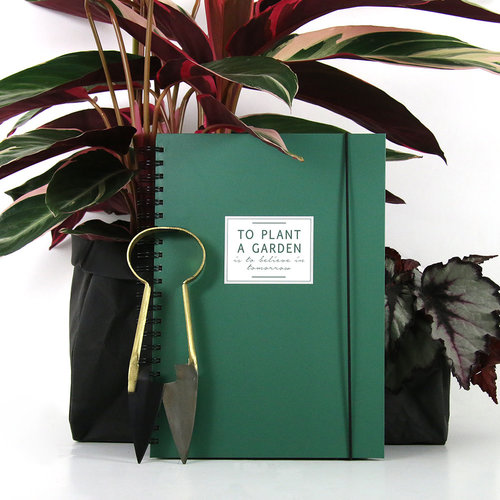 House of Products Tuinboek | Invulboek voor moestuin liefhebbers House of Products Tuinboek | Invulboek voor moestuin liefhebbers