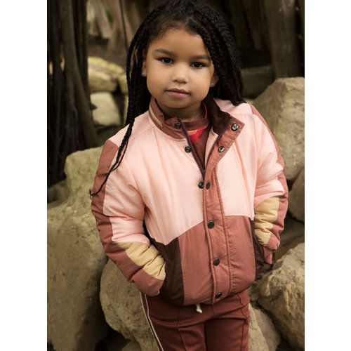 Ammehoela Ammehoela | AM.Eighties.01 | Roze jas Ammehoela Ammehoela | AM.Eighties.01 | Roze jas