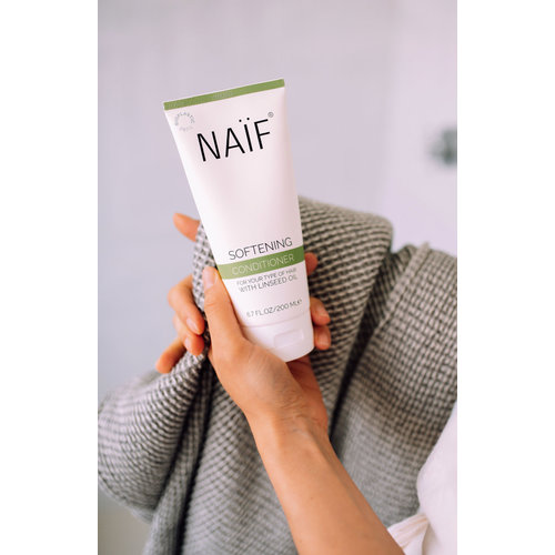 Naïf Naïf | Softening Conditioner 200 ML Naïf Naïf | Softening Conditioner 200 ML