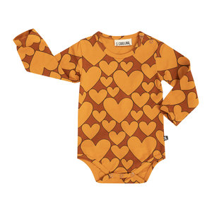 CarlijnQ CarlijnQ | Hearts bodysuit LS | Romper hartjes