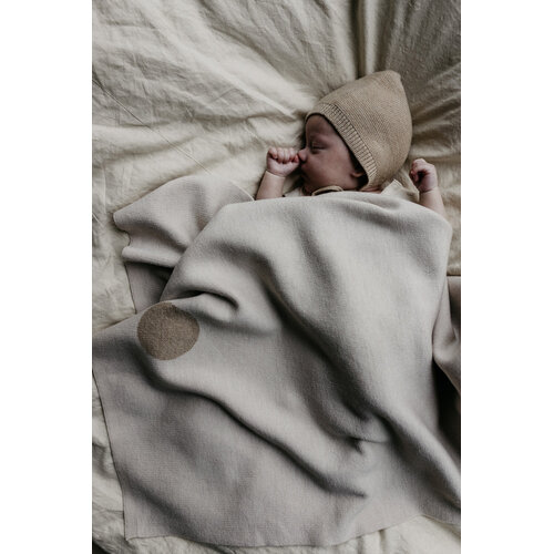 Hvid Hvid | Newborn bonnet | Wollen mutsje sand