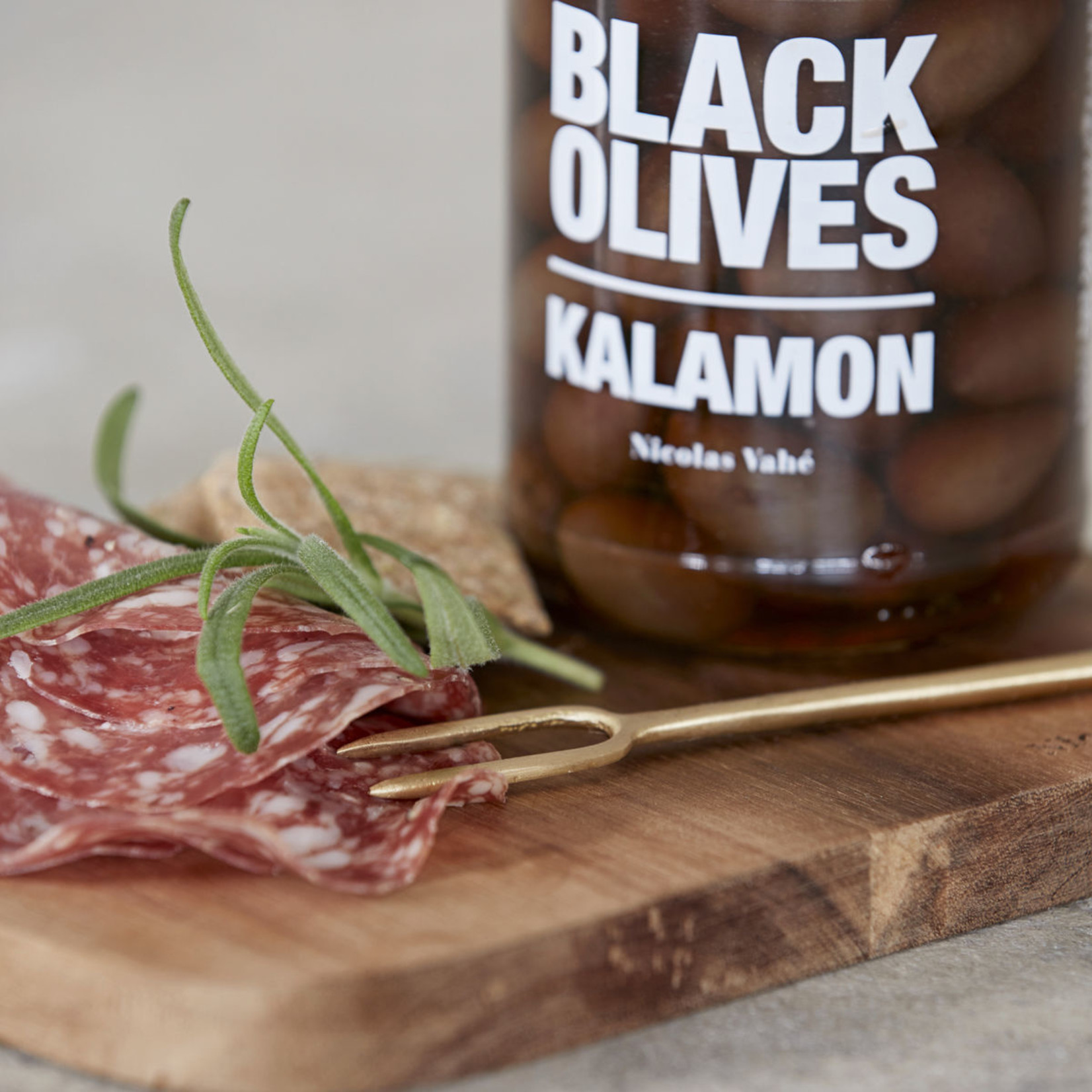 Nicolas Vahé Serviergabel Brass