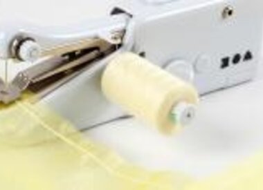 Naaimachines en toebehoren