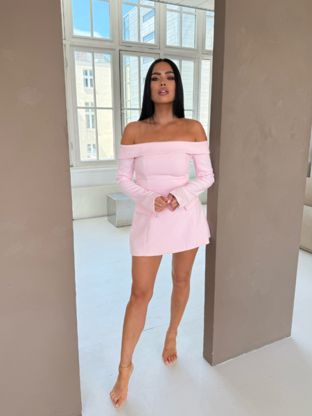 Unique The Label Emily Dress - Powder Pink Unique The Label Unique The Label Emily Dress - Powder Pink