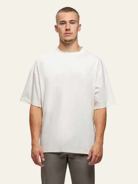 TriaD'oro Loose Fit T-Shirt - Off White TriaD'oro TriaD'oro Loose Fit T-Shirt - Off White