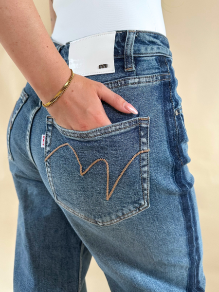 MET Jeans Chloe T4L843 - Denim Met Jeans MET Jeans Chloe T4L843 - Denim