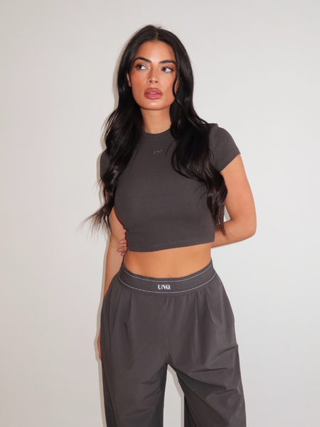 Unique The Label Gill Crop Tee - Charcoal Unique The Label Unique The Label Gill Crop Tee - Charcoal