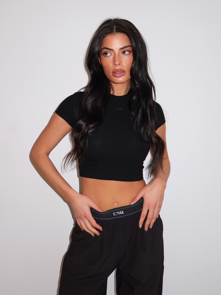 Unique The Label Gill Crop Tee - Deep Black Unique The Label Unique The Label Gill Crop Tee - Deep Black