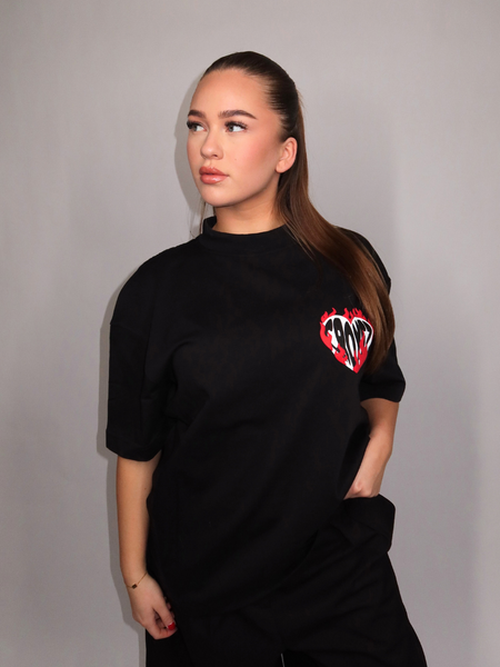 Croyez Women Heart On Fire T-Shirt - Vintage Black