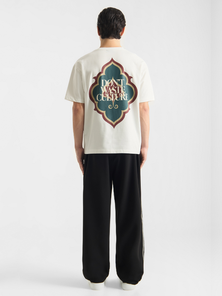 Don't Waste Culture Sokae T-Shirt - off white
