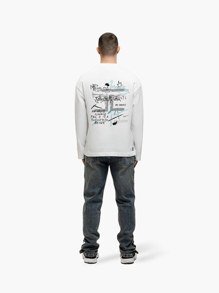 JorCustom JorCustom Artist Longsleeve T-Shirt - White