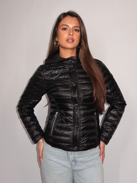 Moose Knuckles Women Cloud Walker Short Jacket - Black/Black Moose Knuckles Moose Knuckles Women Cloud Walker Short Jacket - Black/Black